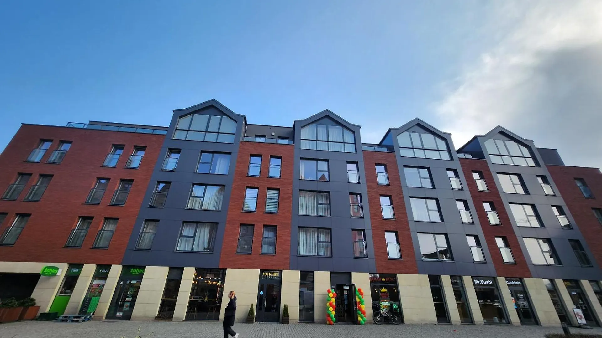 Gdansk Chmielna Prestige Home Spa Apartments With Luxury Jacuzzi And Sauna! Selected Apartments Also Feature A Massage Chair And Himalayan Salt Wall With Color Therapy Salt Forest