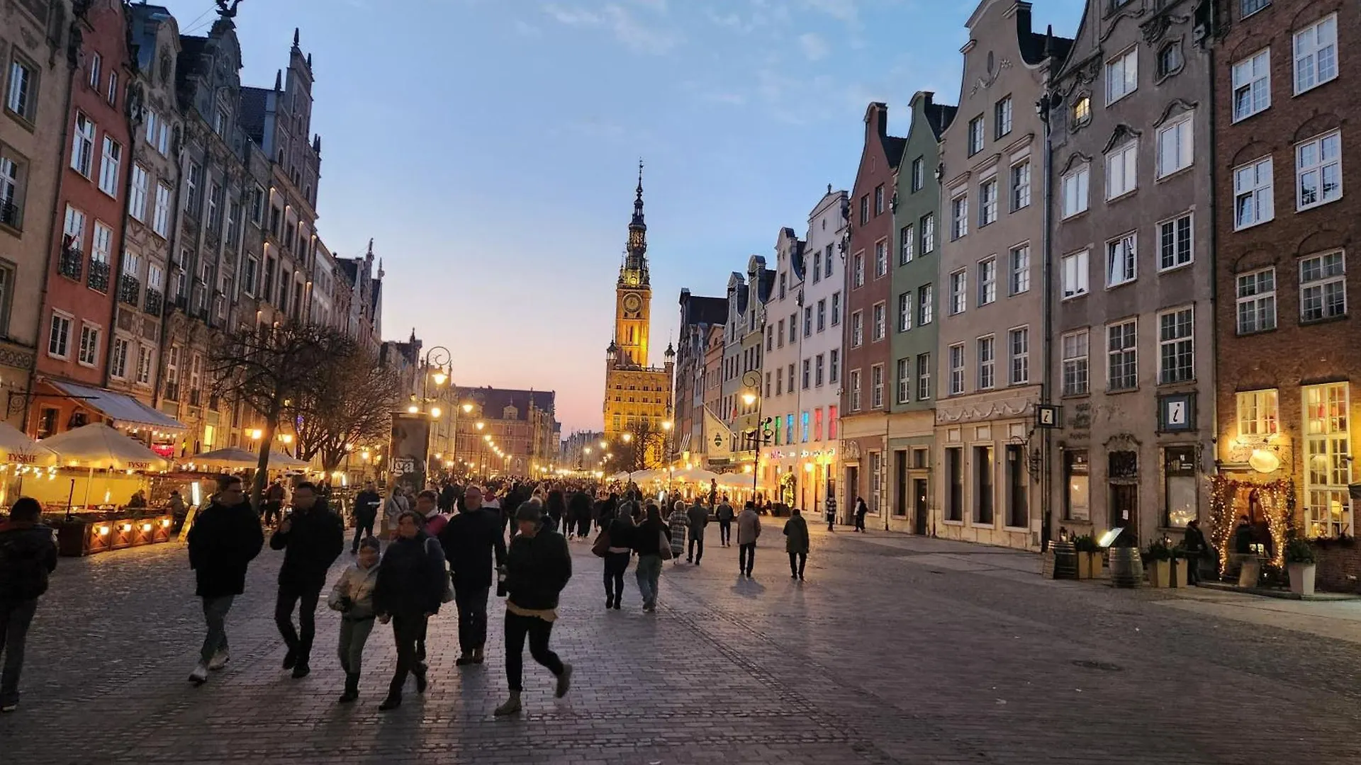 Gdansk Chmielna Prestige Home Spa Apartments With Luxury Jacuzzi And Sauna! Selected Apartments Also Feature A Massage Chair And Himalayan Salt Wall With Color Therapy Salt Forest 0*,  Poland
