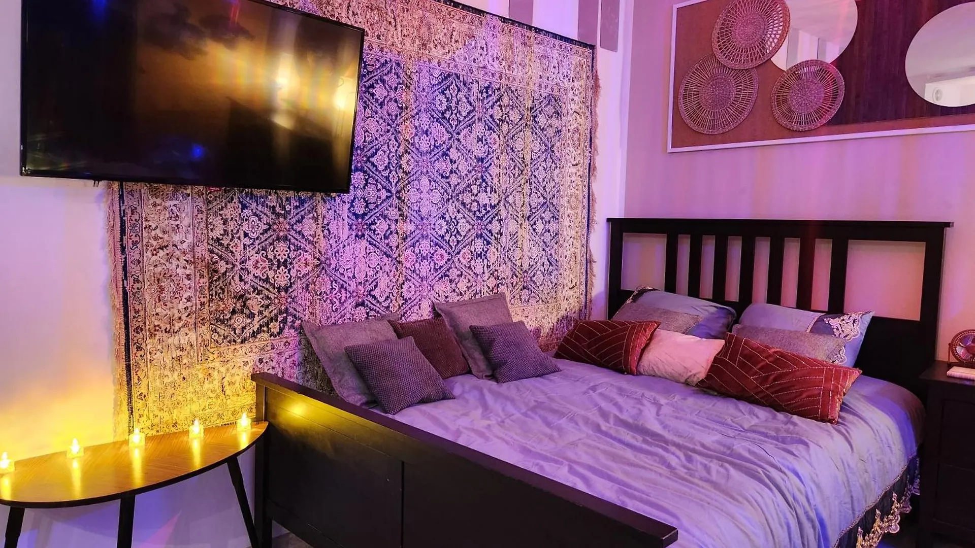 Gdansk Chmielna Prestige Home Spa Apartments With Luxury Jacuzzi And Sauna! Selected Apartments Also Feature A Massage Chair And Himalayan Salt Wall With Color Therapy Salt Forest Poland